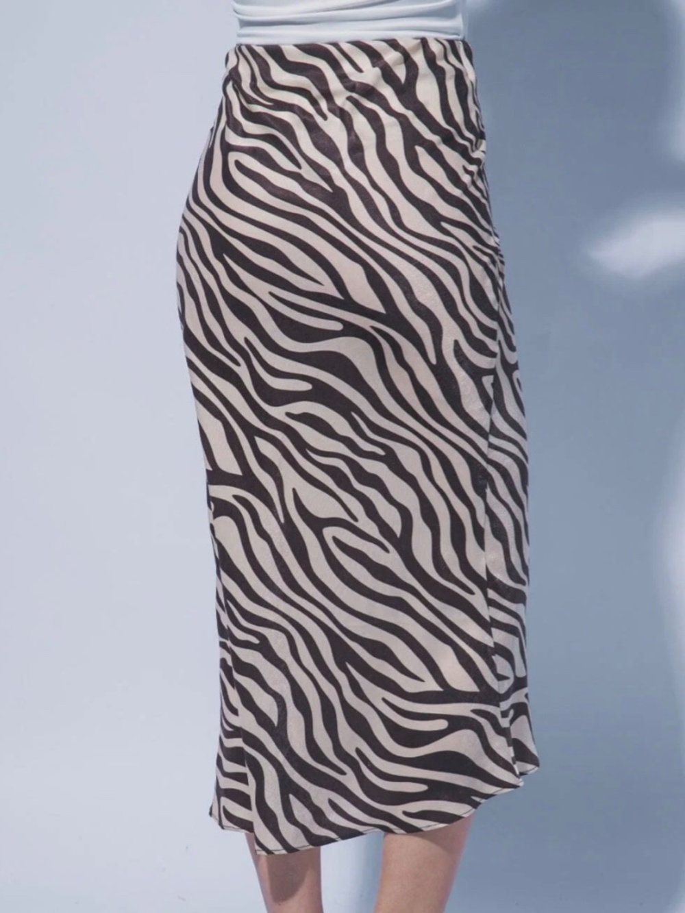 ELASTIC WAIST TIGER PRINT MIDI SKIRT - NWOT - Picture 5 of 17